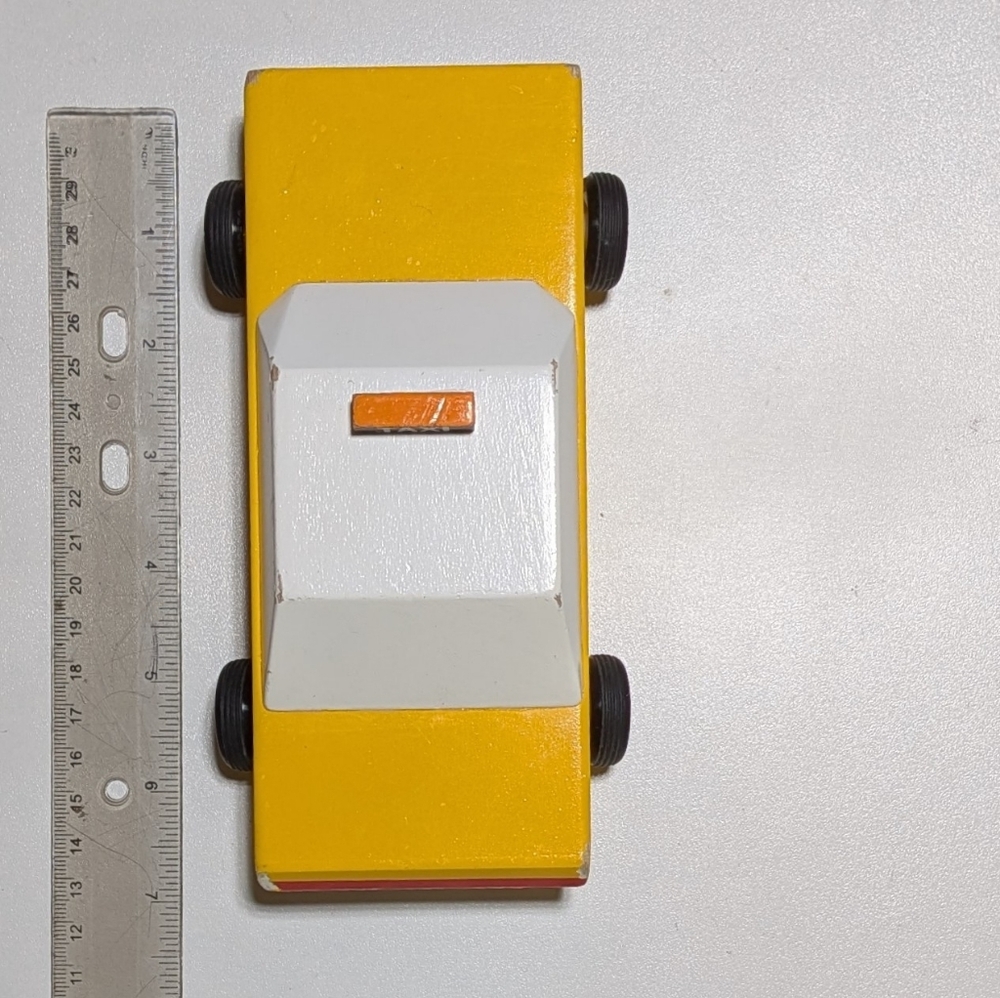 Candy Lab Hudson Taxi Wooden Car - Picture 5 of 9